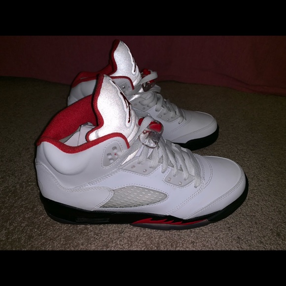 jordan retro 5 fire red size 7